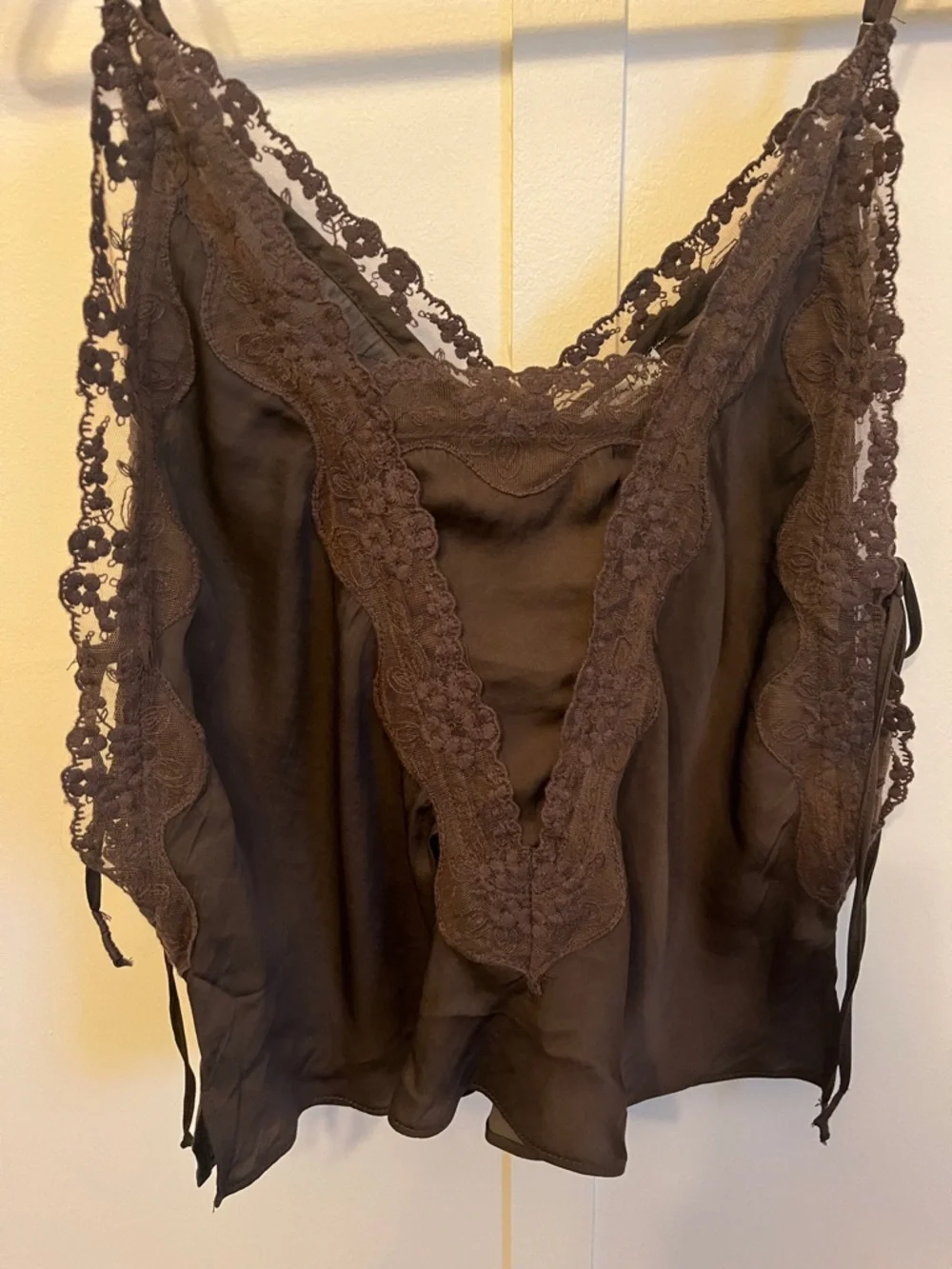 FREE PEOPLE SOMEONE LIKE YOU CAMI S - Picture 2 of 10